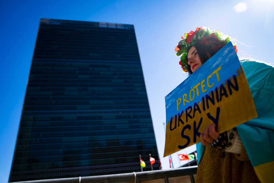 En manifestation utanför FN-byggnaden i New York under säkerhetsrådets möte i måndags.
