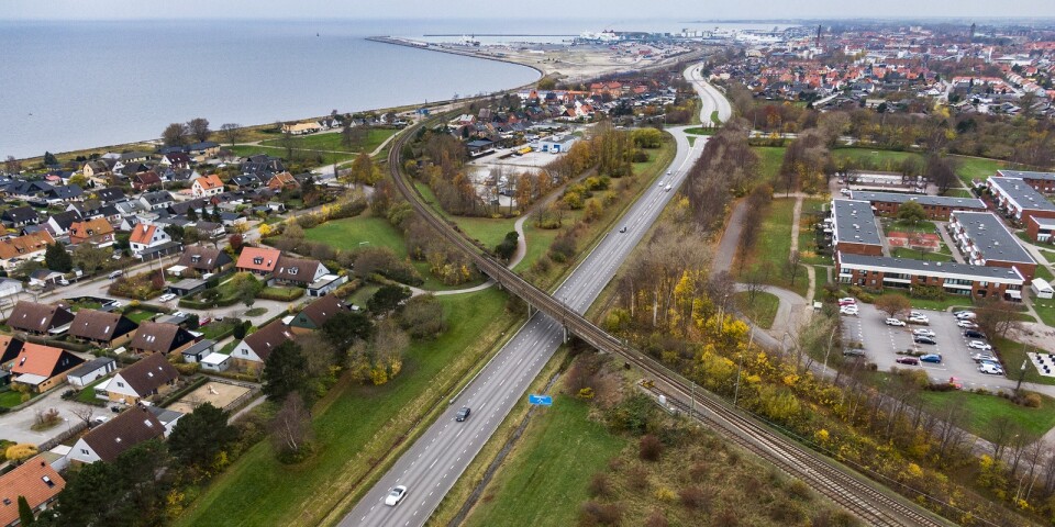 Framtiden? En östlig hamninfart ska enligt kommunens planer gå på utsidan av Trelleborgsbanan ner till den flyttade Trelleborgs hamn. En lösning som 32 procent av kommuninvånarna är för, enligt TA;s undersökning.