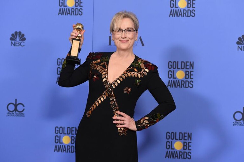 Hon är bland de första, men definitivt inte den sista kultur- och nöjespersonlighet som gör det under året. Meryl Streep hamnar i bråk med Donald Trump efter Golden Globe-galan i januari.