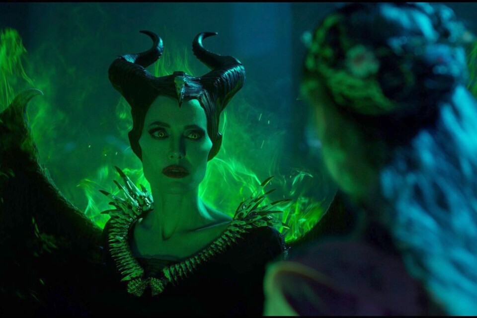 Angelina Jolie är tillbaka som Maleficent.