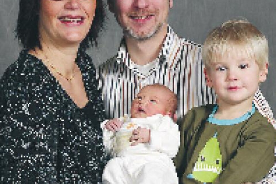 Lena Åkesson och Peter Bohman fick den 13/1 en dotter som vägde 3 285 g och var 51 cm. Syskon Hampus.