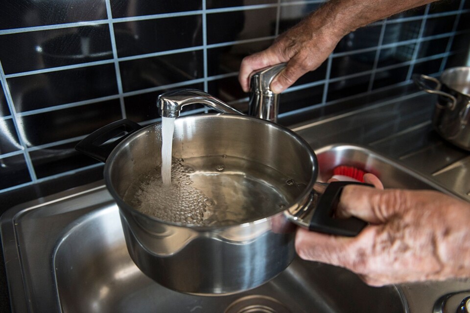 Kommunen har upptäckts bakterier i dricksvattnet som gör att vattnet nu måste kokas innan det används.