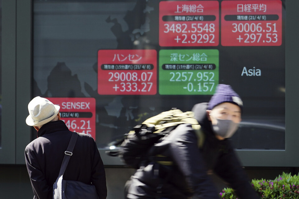 Tokyobörsen steg först, men sjönk sedan. Arkivbild.