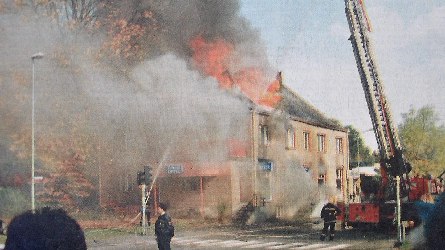 Branden i Tyringe bekämpades av 25 brandmän från Hässleholm och Tyringe.Arkiv: Stefan Sandström