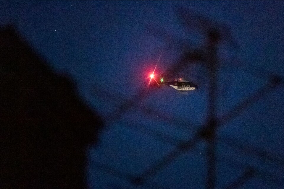 Polisen använde sig under natten av bland annat helikopter för att hitta den saknade mannen. ( Arkivbild)