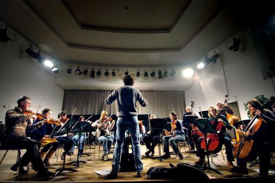 Danny Elfmans Batmansvit blir final när Christianstad Symfoniker ger säsongens första konsert i stora salen.