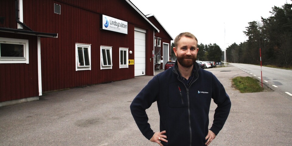 Rikard Streijffert är sedan 2016 Lindbytvättens vice vd. En verksamhet där el är en tydlig basvara och produktionskostnaderna har stigit rejält det senaste året.