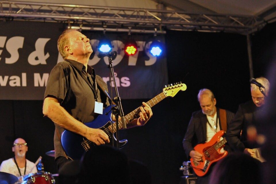 Mönsterås Bluesband spelade på bluesfestivalen på fredagskvällen.
