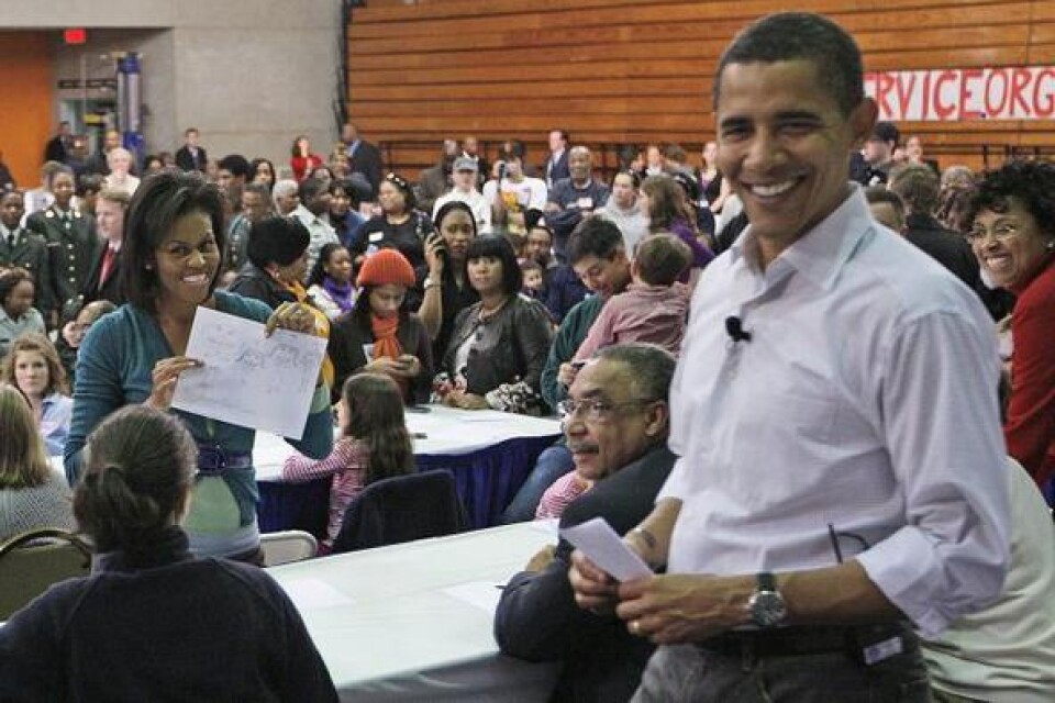 Michelle Obama och Barack Obama på Calvin Coolidge High School i Washington, januari 2009.