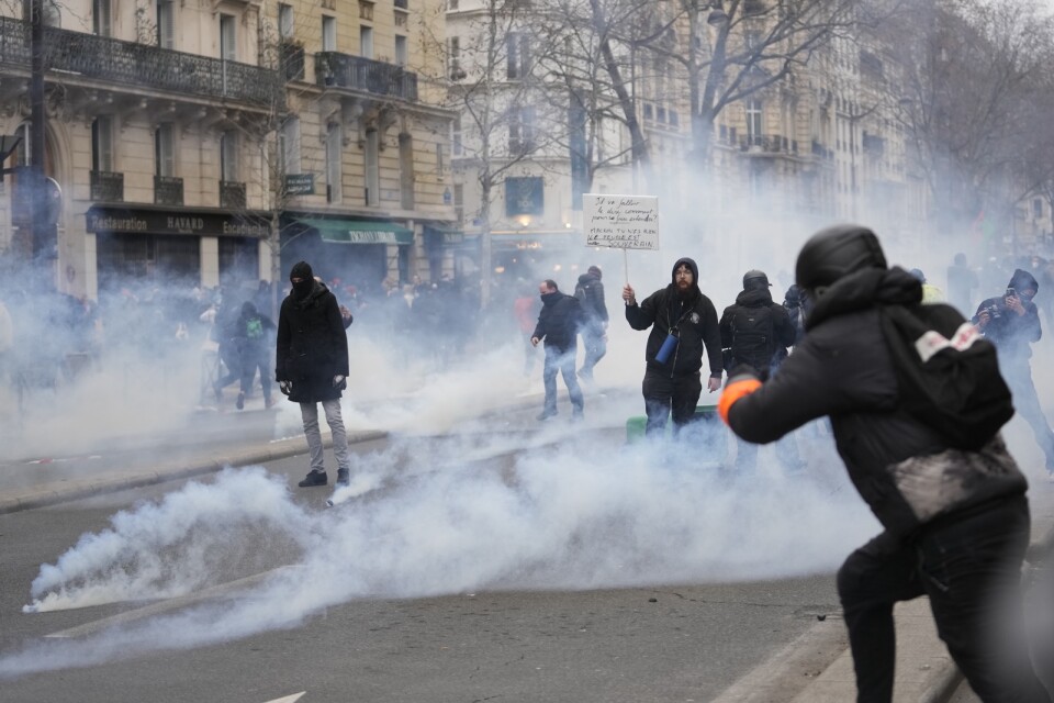 Med liten medlemsbas radikaliseras fackförbund vanligen, som i Frankrike.