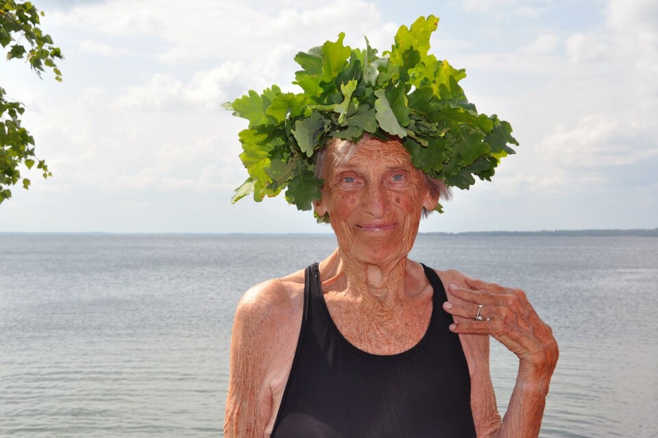 91-åriga elitsimmerskan Kerstin Gjöres promoverade under dagen.