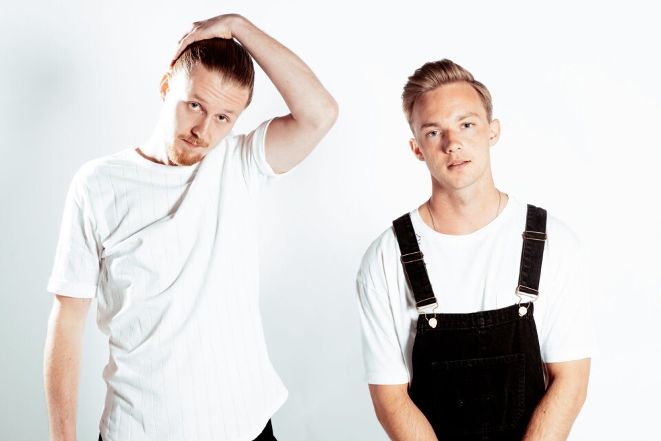 Arvid Ångström och JV Arnell i duon Klicken har släppt singlarna "Hippie" och "Old school" som fått spridning på Tiktok.
