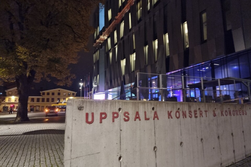 Polisen fortsätter att utreda händelsen i Uppsala konserthus under tisdagskvällen.