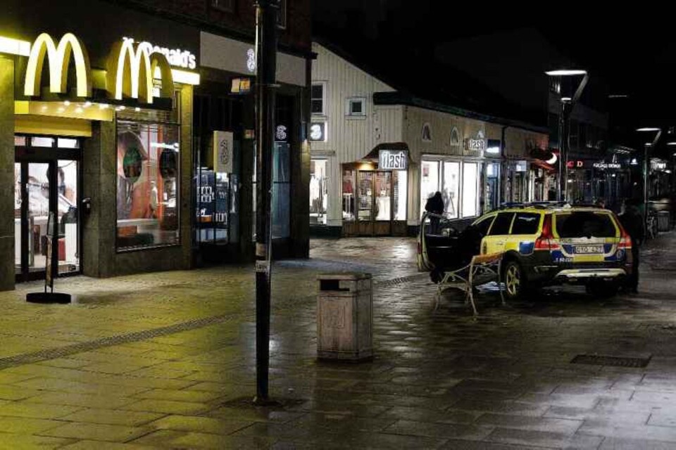 McDonalds i centrala Borås där det på måndagen uppstod bråk när ett ungdomsgäng anlände.
