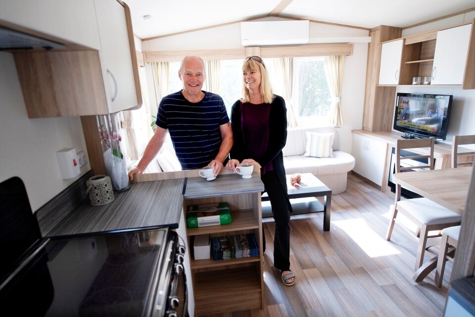 Anders och Annette Kjellsson blir återförsäljare till Morgan Nymans villavagnar.