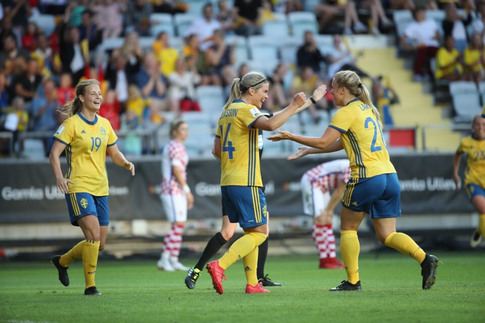 Hanna Folkesson jublar efter sitt 4–0-mål mot Kroatien på Gamla Ullevi.