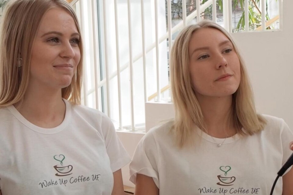 Linnea Magnusson och Linnea Cesar från UF-företaget Wake up coffee. Foto: Skärmdump