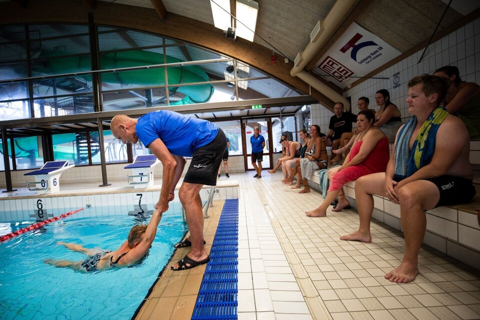 Efter drukningsolyckan i Falsterbo pausades all simundervisning i Trelleborg under två veckor för extra utbildning i hjärt-lungräddning och livräddning för personalen.