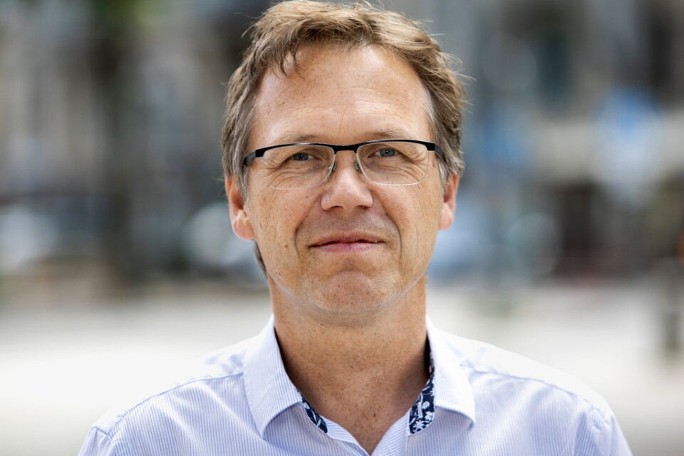 Ola Olsson, professor i nationalekonomi på Handelshögskolan vid Göteborgs universitet och en av författarna bakom studien. Pressbild.