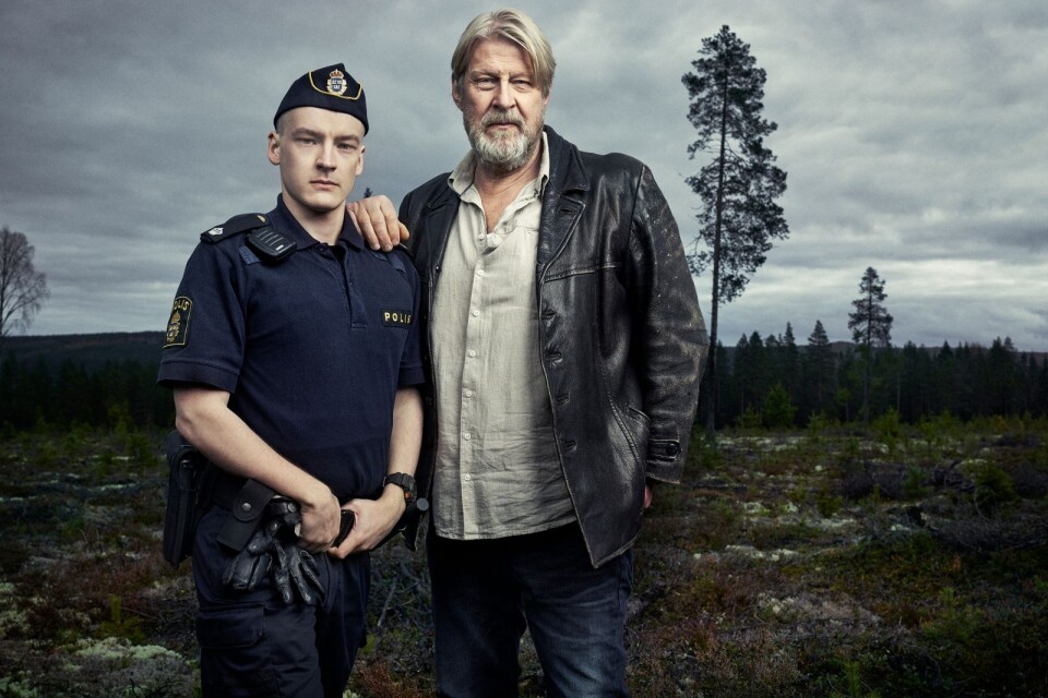 Johan Marenius Nordahl och Rolf Lassgård i nya tv-serien ”Jägarna”.
