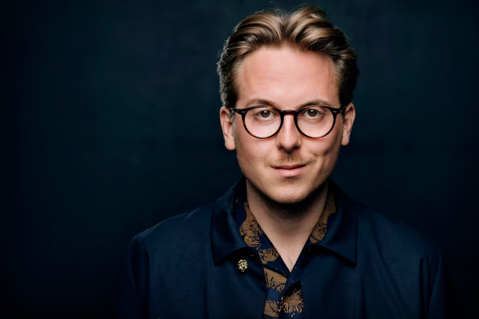 Danske författaren Thomas Korsgaard debuterade som 21-åring med succén ”Om någon skulle komma förbi”. Nu kommer andra delen i trilogin.