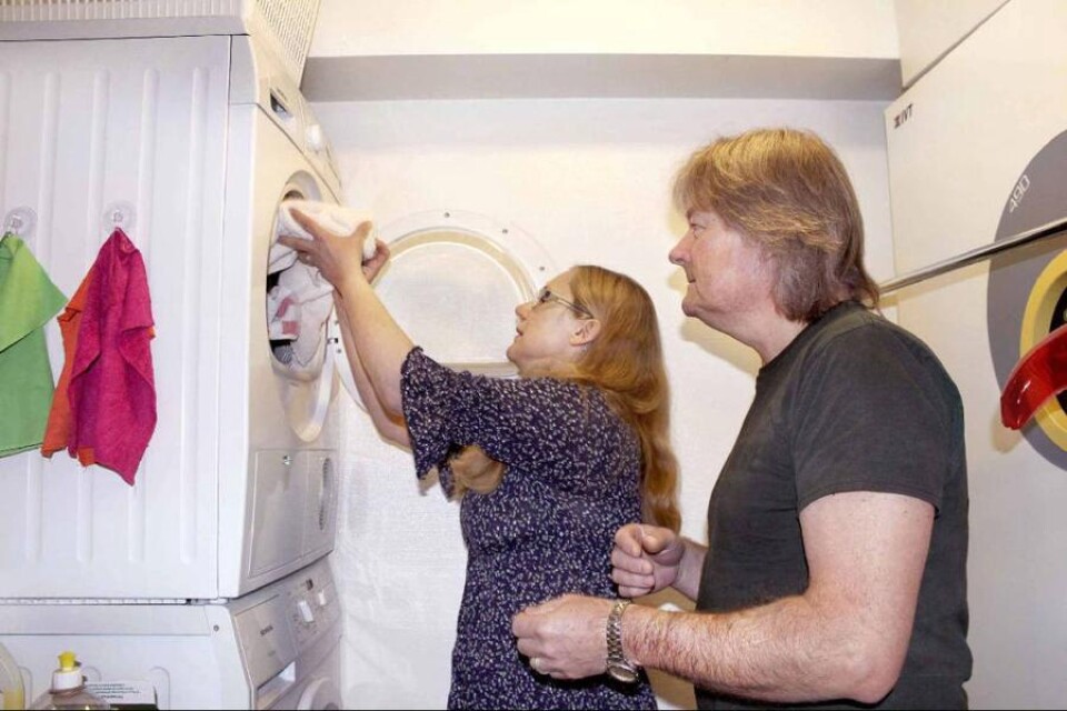 Nu har Richard och Eva Hallifax en egen tvättstuga. Utan lappar om städning.