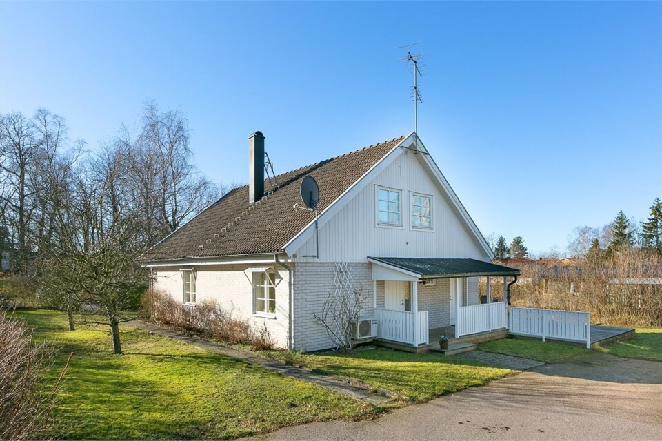 På tredje plats i Mörbylånga kommun ses denna villa på Vitsippegatan 6 i Färjestaden med 2 616 klick.