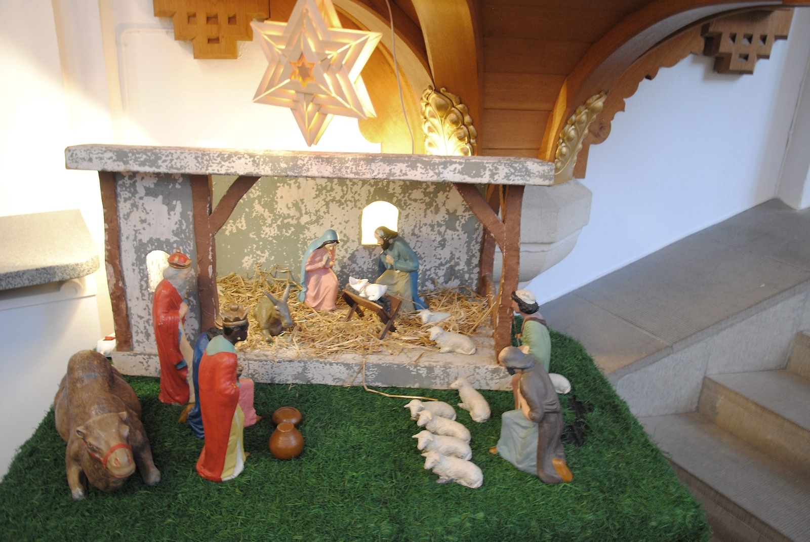 Julkrubban i Hässleholms kyrka står framme till efter jul. 
                                                                                   Foto: Stefan Olofson