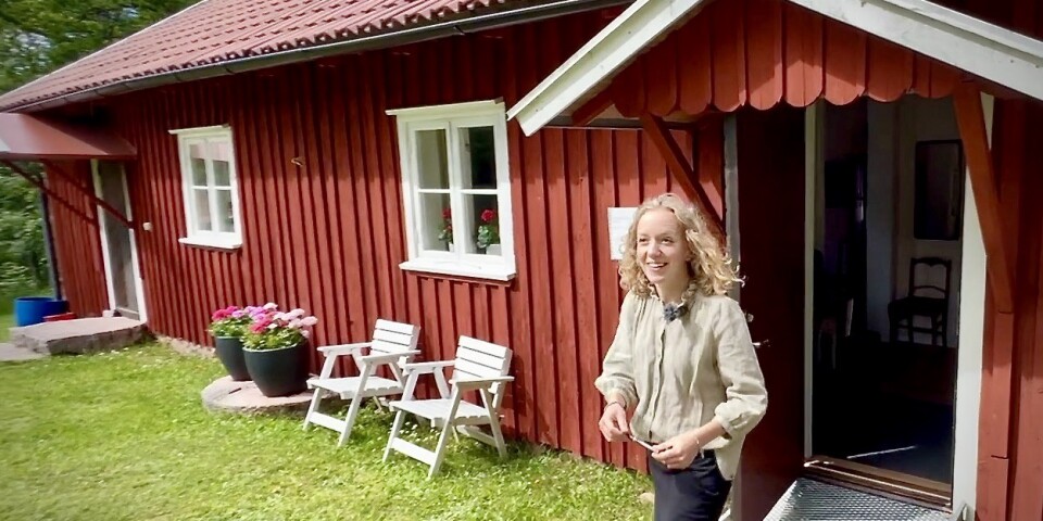 Elise Johansson är 22 år och aktiv i styrelsen för Ljushults Hembygdsförening som driver en egen gård med några byggnader.