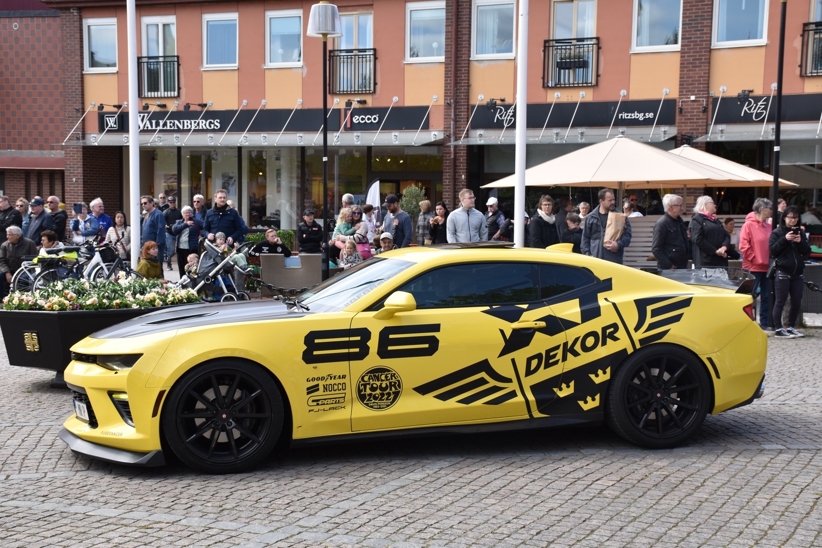 Daniel Olausson, initiativtagare till Cancertour Sölvesborg hade ett tak på max 30 bilar. Med tanke på publiken och storleken på vissa av fordonen hade det blivit trångt med fyra bilar till.