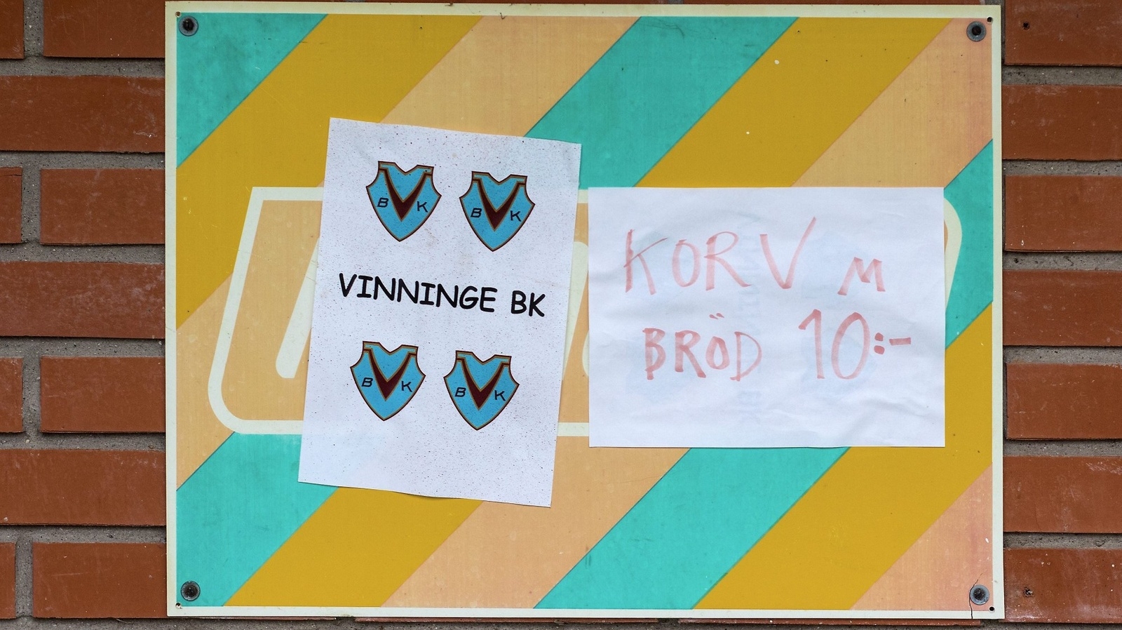 Vinninge BK har – förstås – sitt eget klubbemblem. Foto: Claes Hall