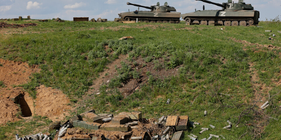 Ryskstödda separatister i Donetsk förbereder sig på att anfalla ukrainska styrkor i närheten.