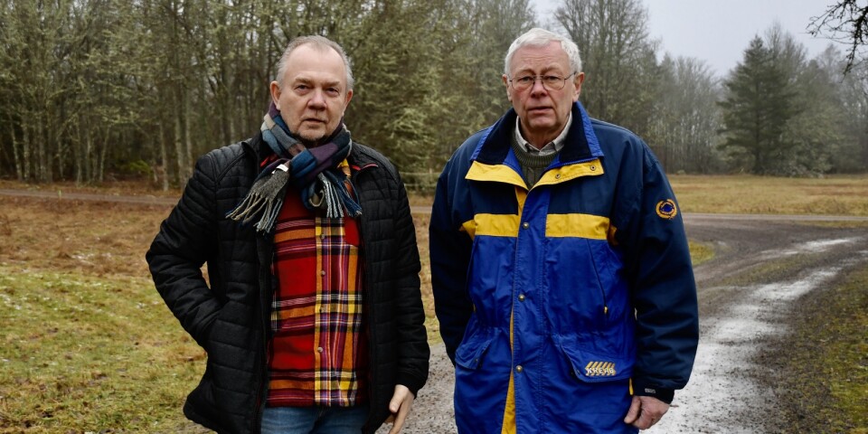 Kennet Karlsson och Bengt Svensson i Föreningen Vi har påtvingats leva i södra Sveriges största landbaserade vindpark trots att de kämpat i många år mot etablering av storskalig vindindustri på landsbygden.
