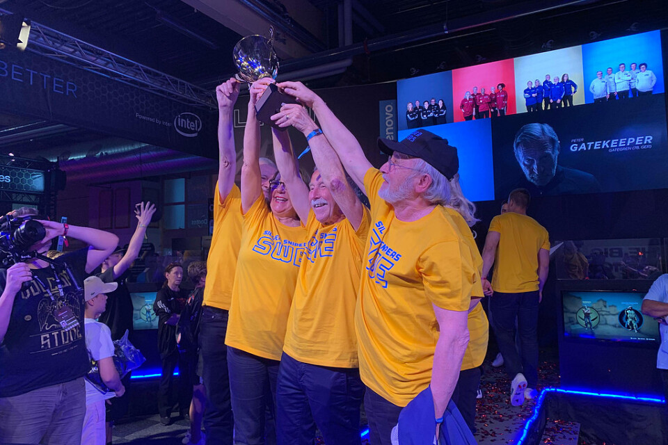 Det svenska cs-laget Silver Snipers vann den första världscuptävlingen i e-sport för seniorer. Pressbild.