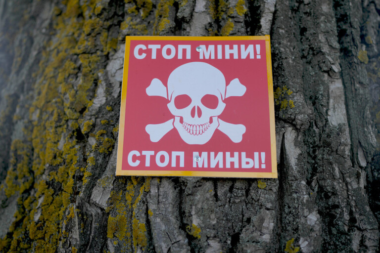 HRW: Ukraina använder förbjudna minor