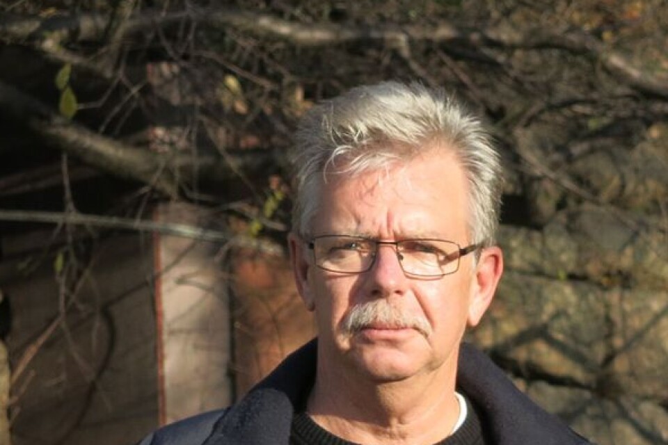 Jan-Eric Wildros (S) är kritisk till att Sune Håkansson inte följer fullmäktiges beslut men nekar till ha hotat politikerkollegan.