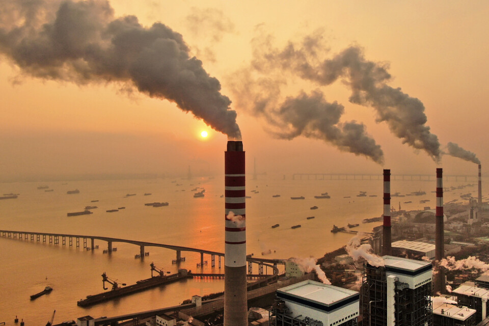 Kina slutar att finansiera kolkraftverk utomlands – men på hemmaplan är verkligheten en annan. Bilden är tagen i Nantong i Jiangsu-provinsen i östra Kina.