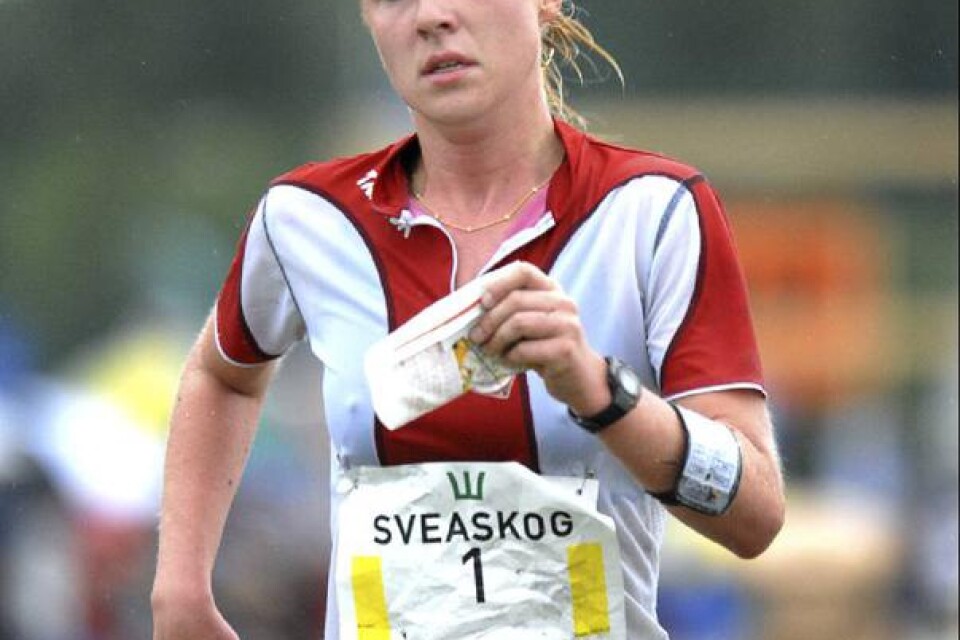 Maja Alm slog till med brons då EM i Bulgarien inleddes med sprintdistansen.