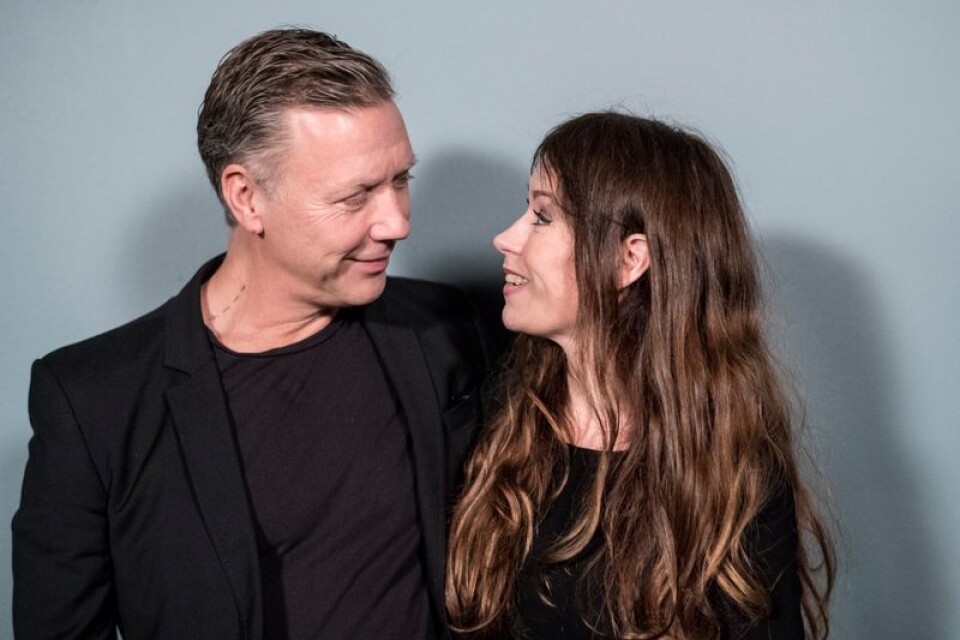 Mikael Persbrandt och Anna Odell medverkar båda i Odells film ”Anna Odell untitled”.