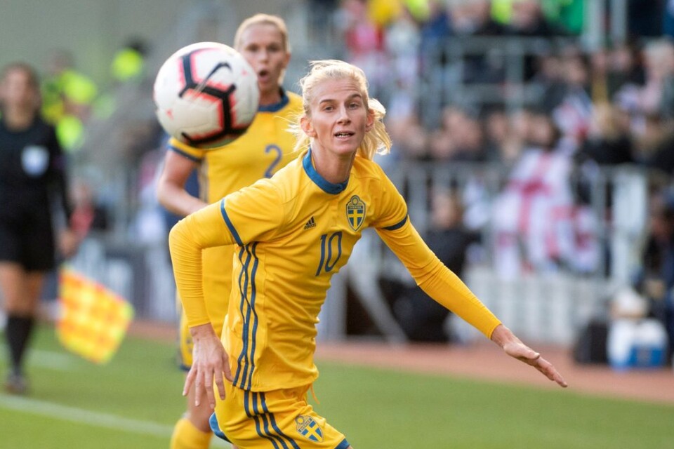 Sofia Jakobsson under landskampen mellan England och Sverige på New York Stadium i Rotherham som slutade 2–0 till Sverige.