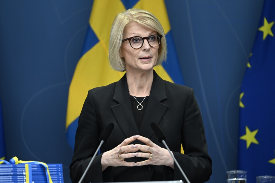 Finansminister Elisabeth Svantesson (M) har gått från en budgivningspolitik i valrörelsen till en något åtstramad budgetproposition i regeringsställning. Bra, men mer återstår att göra på den punkten.