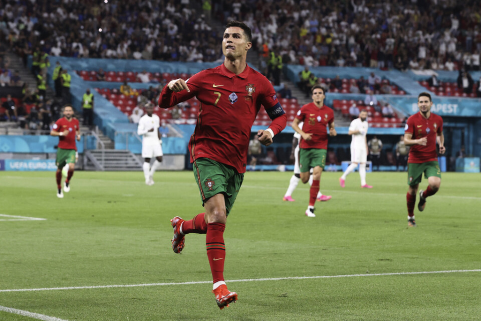 Cristiano Ronaldo är alltid i fokus i Portugal.