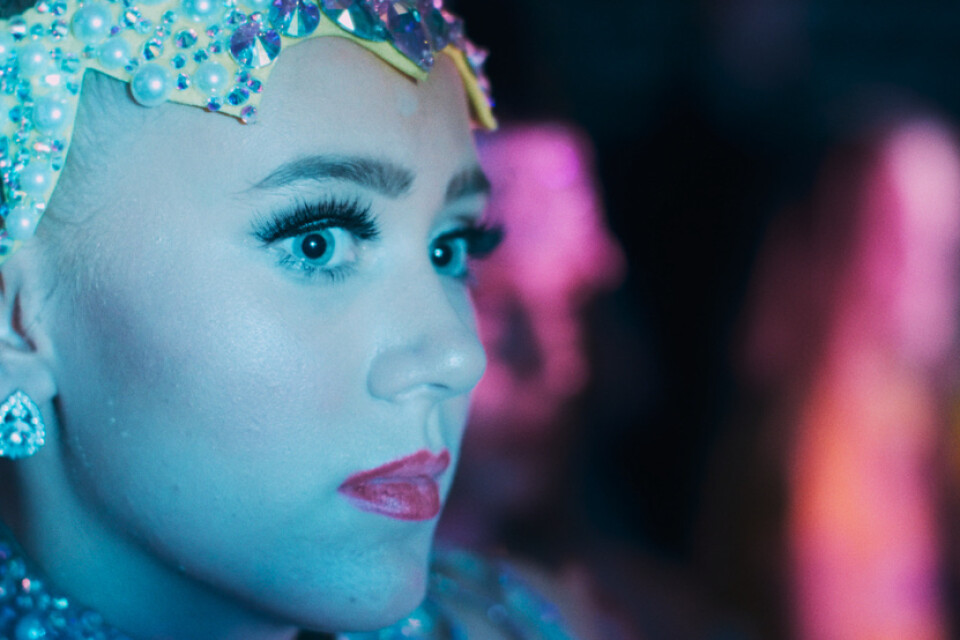 Josefine Frida från "Skam" spelar huvudrollen i "Disco". Pressbild.