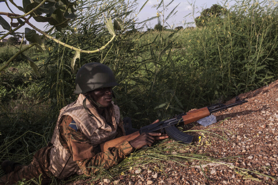 En soldat i Burkina Faso. Arkivbild.