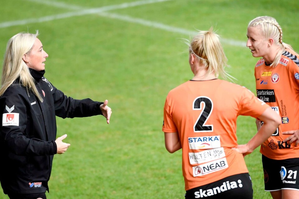 Elisabet ”Beta” Gunnarsdottir, coach for KDFF.
