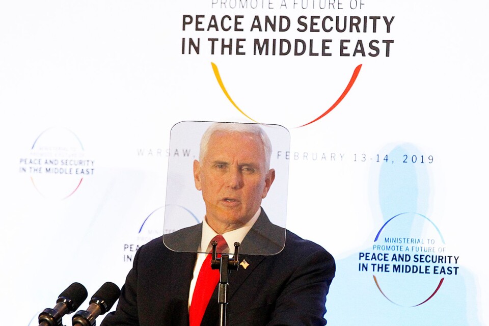 USA:s vicepresident Mike Pence talar under Mellanösternkonferensen i Warszawa i förra veckan.