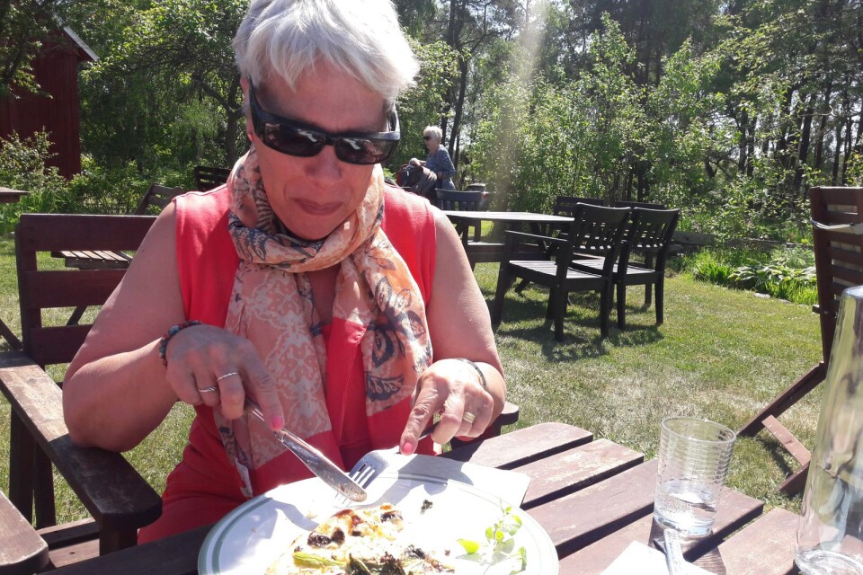 Pizza med sparris, kastanjechampinjoner, grönkål, hasselnötter och västerbottencréme på Café Lantluft i Orranäs gick hem hos besökarna. - Den godaste pizza jag ätit, sa Eva Åkerman från Karlskrona.