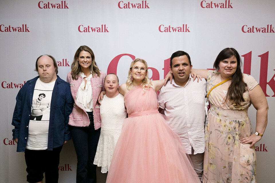 Glada Hudik-ensemblen och prinsessan Madeleine vid en träff med World Childhood Foundation i New York tidigare i september.