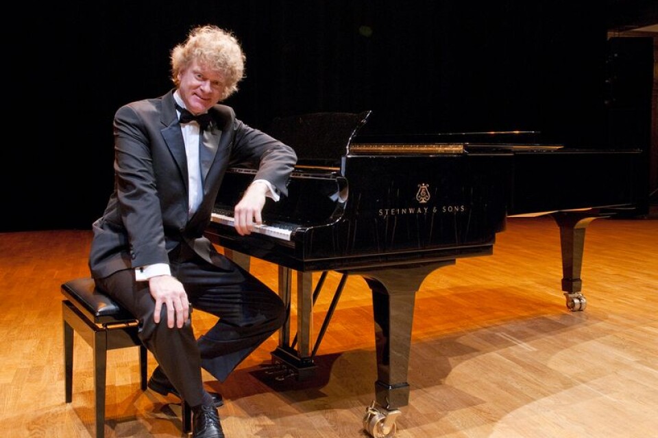Magnus Mårtensson, pianist och dirigent för Christianstad Symfonikers kommande nyårskonsert.