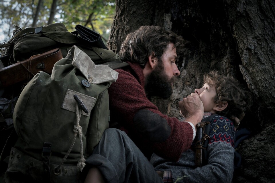 John Krasinski och Noah Jupe i A Quiet Place. Foto: Paramount Pictures/TT